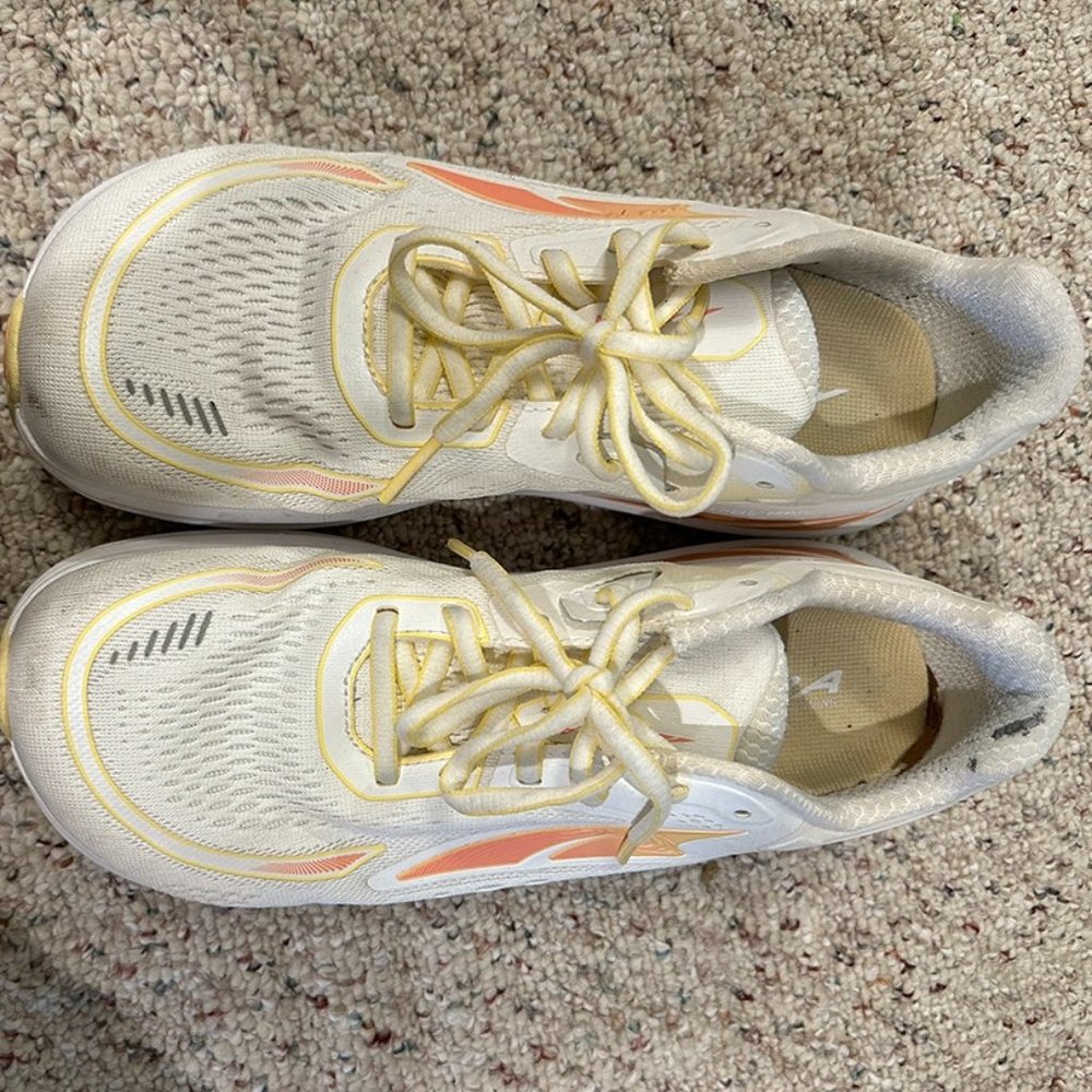 Altra WOMEN'S PARADIGM 6 - Size 10.5